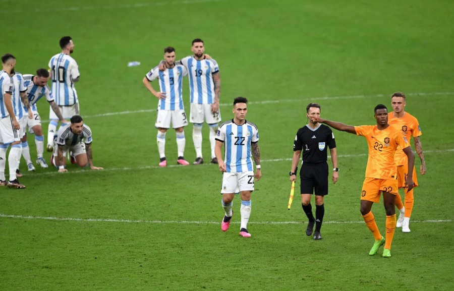 Khám phá chiến thuật của các đội bóng 